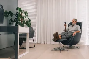 Home office i fotel masujący